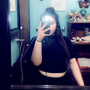 Meet your Posher, Alyssa